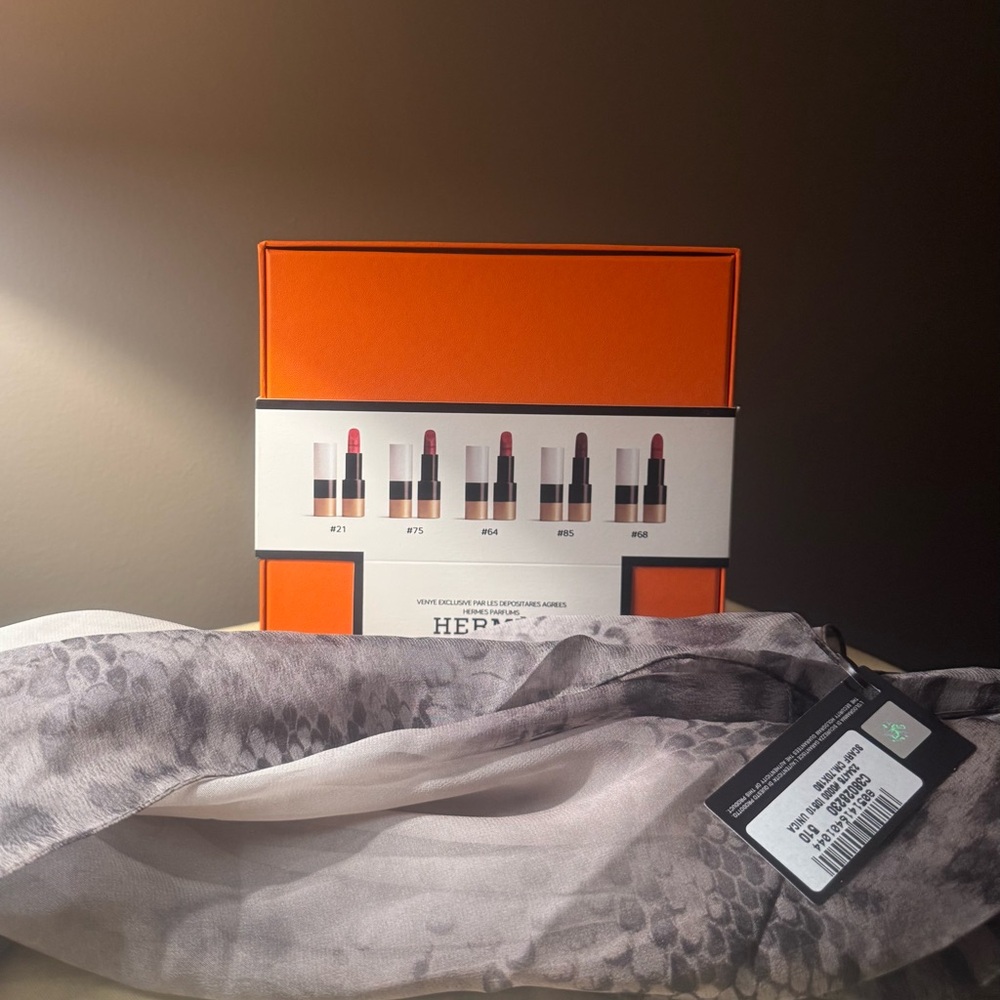 ❤️ MINI WHEEL .. LUXURY BOX OR DUST BAG ❤️ - Picture 2 of 3